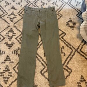 Men's Olive Chinos